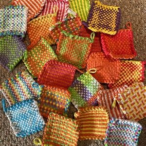 26 Potholders/coasters